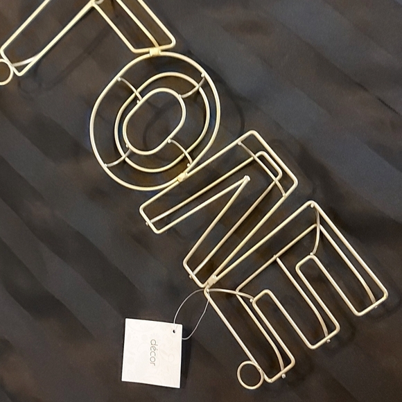 Wrought-iron 3D LOVE Wall Piece - Picture 2 of 7